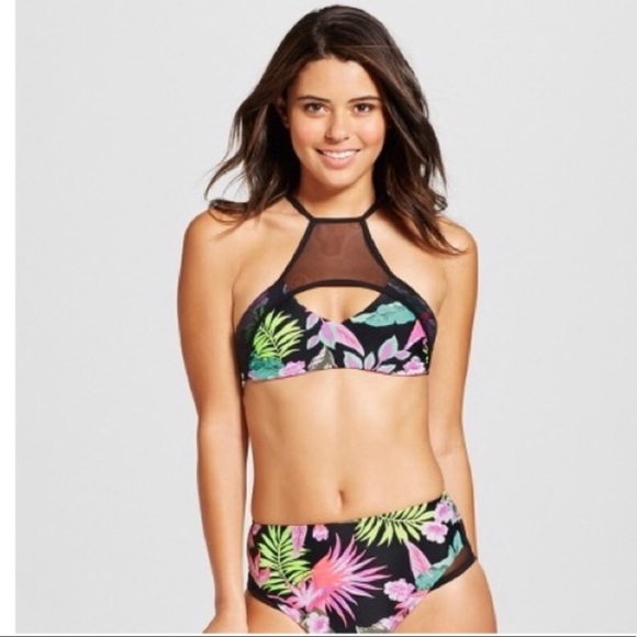 Xhilaration Other - Xhilaration floral print bikini top